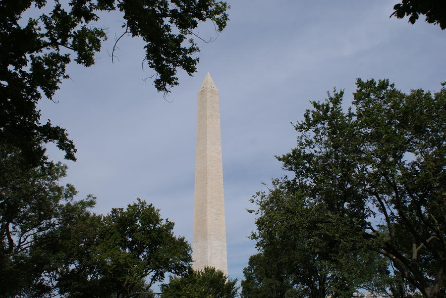 Washington Monument Photograph by Lois Lepisto