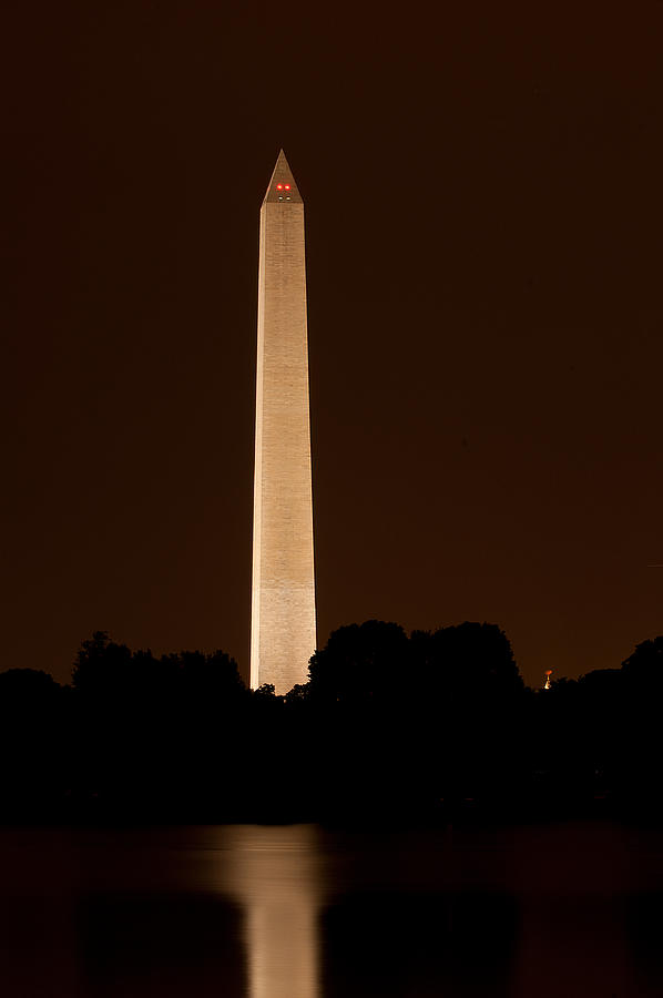 Washington Monument Photograph by Paul Mangold