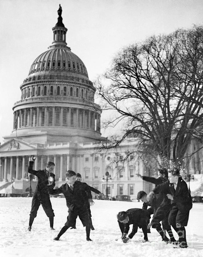 Washington: Snow Fight Photograph by Granger