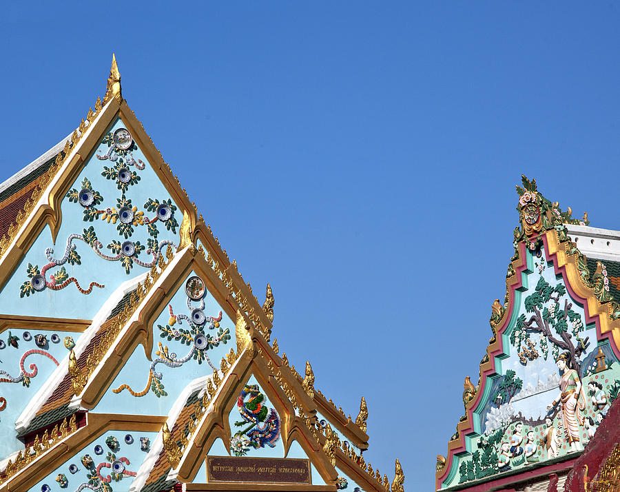 Wat Chamni Hatthakan Gables DTHB934 Photograph by Gerry Gantt