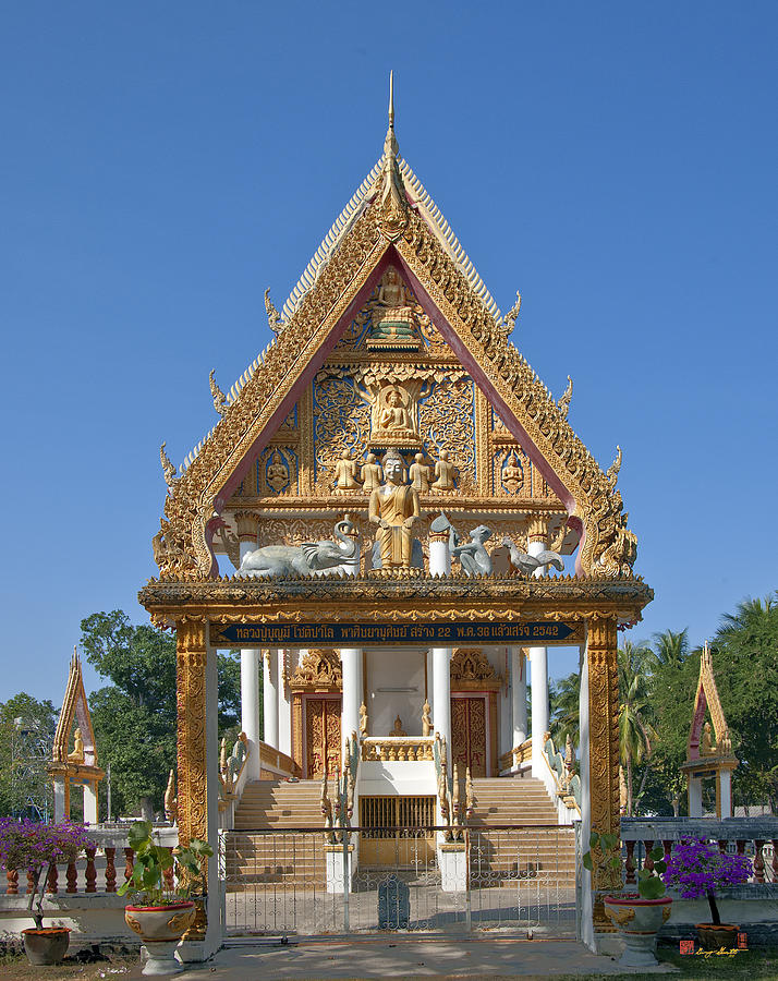 Wat Kan Luang Ubosot Gate DTHU181 Photograph by Gerry Gantt