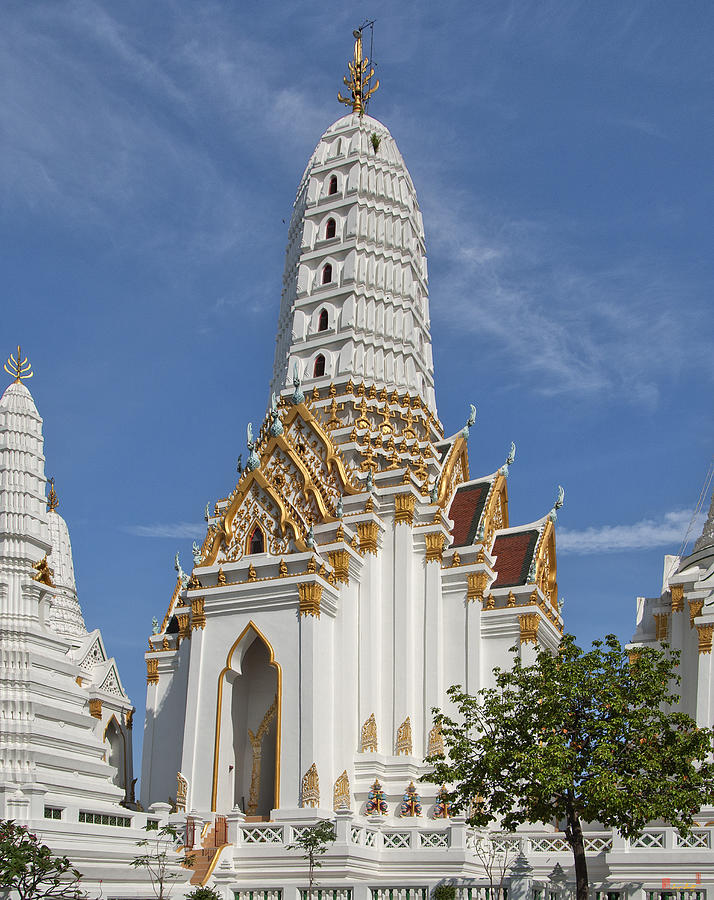 Wat Phitchaya Yatikaram Central Prang DTHB1188 Photograph by Gerry Gantt