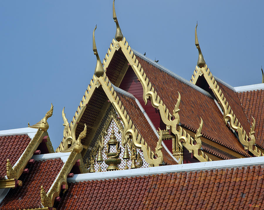 Wat Tri Thotsathep Ubosot Gable DTHB1264 Photograph by Gerry Gantt