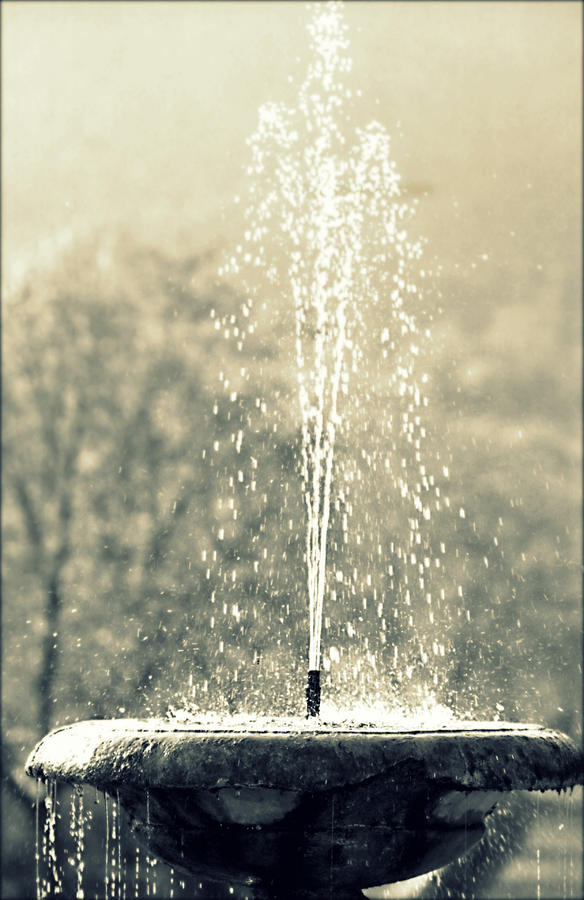 Waterfountain Photograph by Emanuel Tanjala