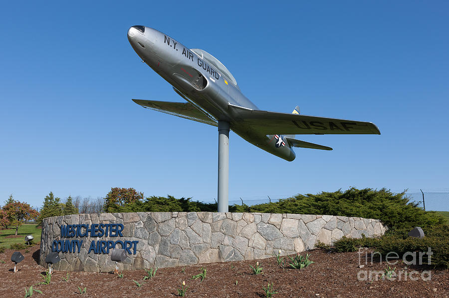 Westchester County Airport Entrance Photograph by Clarence Holmes