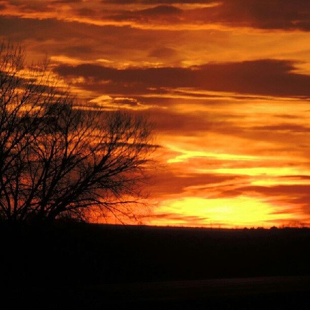 Sunset Photograph - Western Beauty by Kelli Stowe