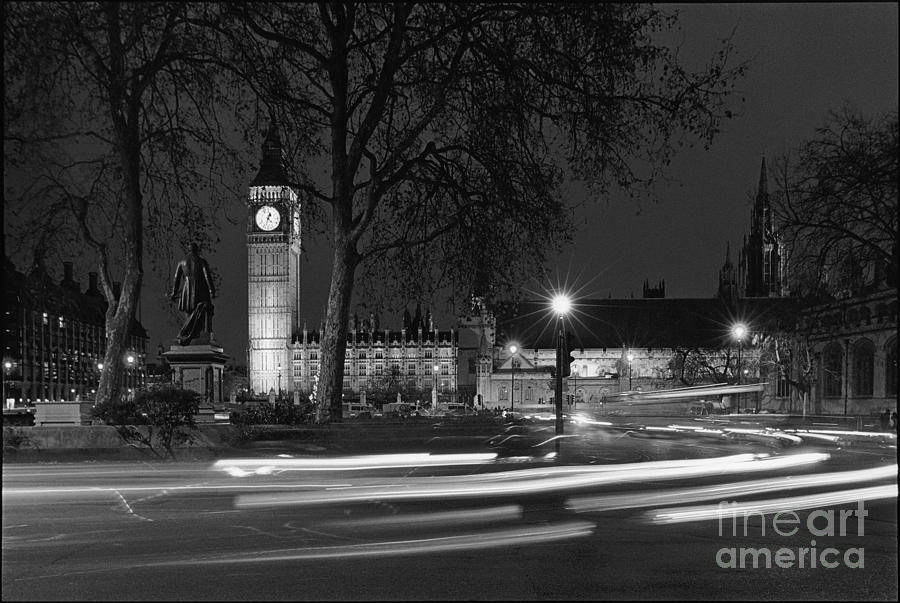 Westminster Palace Photograph - Westminster Night Traffic by Aldo Cervato Westminster Palace Photograph - Westminster Night Traffic by Aldo Cervato