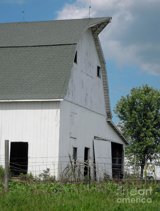 Barn Photograph - White Barn On The Prairie by Larry Lawhead