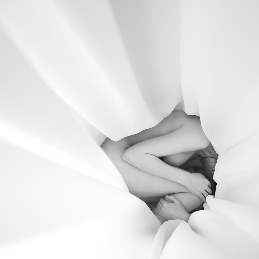 Nude Photograph - White Nude by Ovidiu Bastea
