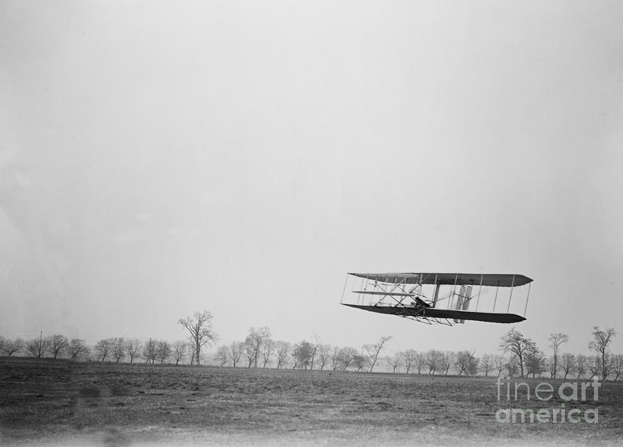 Wilbur Wright Piloting Wright Flyer II Photograph by Science Source