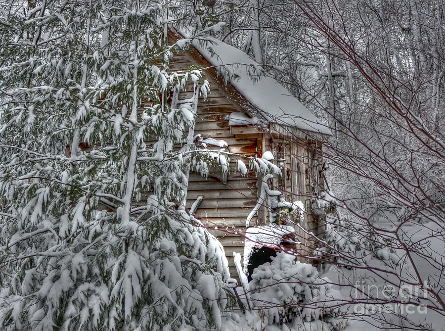 Winter Cabin Photograph by David Bearden