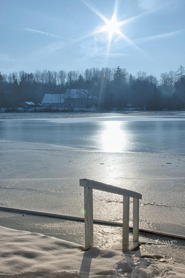 Winter Sun at the Lake Photograph by Jutta Maria Pusl