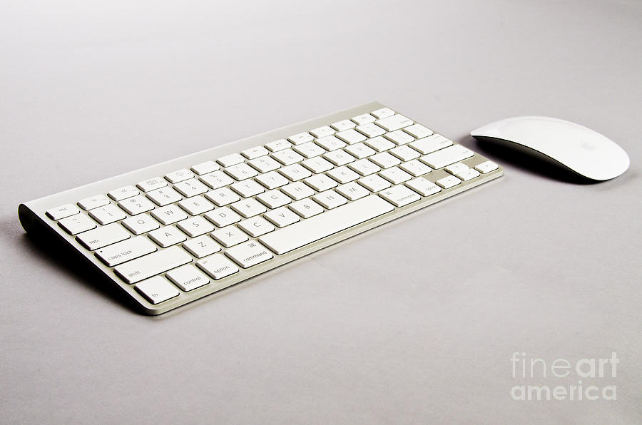Wireless Computer Keyboard And Mouse Photograph by Photo Researchers