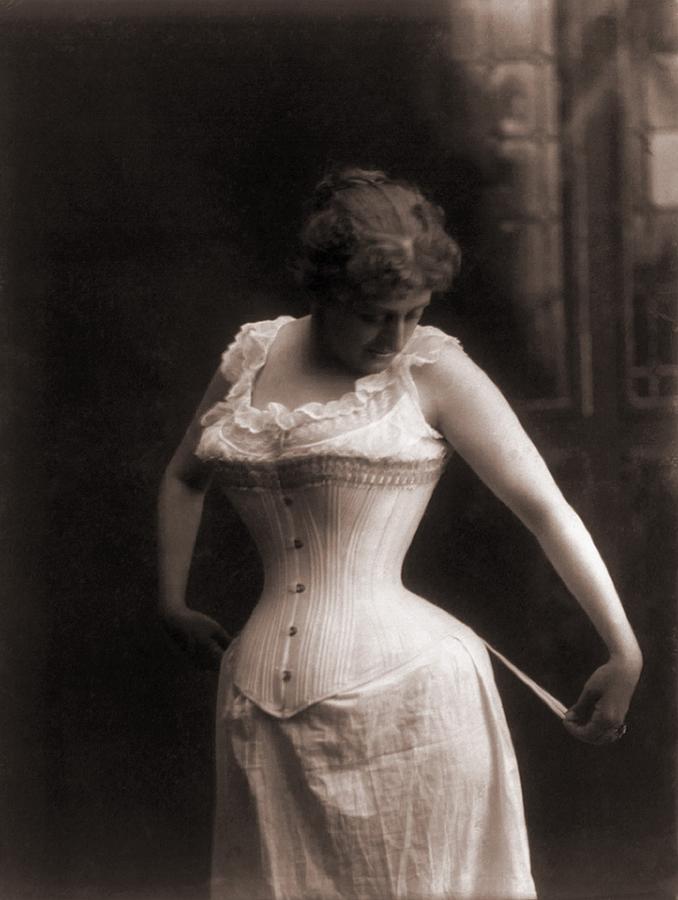 https://images.fineartamerica.com/images-medium-large/women-in-a-whale-boned-corset-1899-everett.jpg