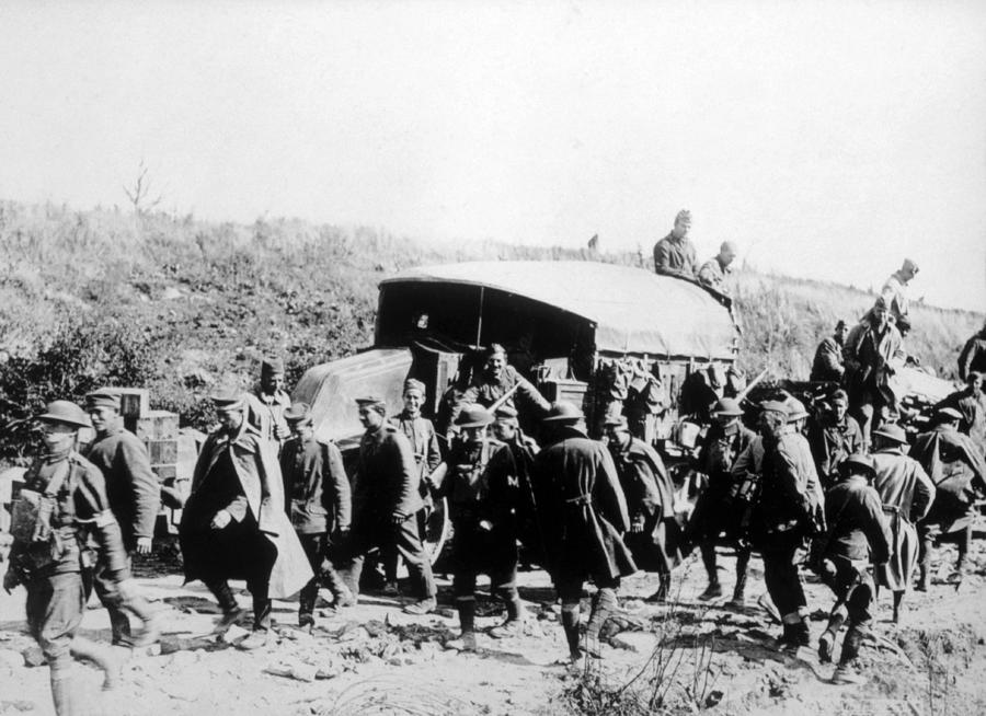 World War I, German Prisoners Of War Photograph By Everett - Pixels