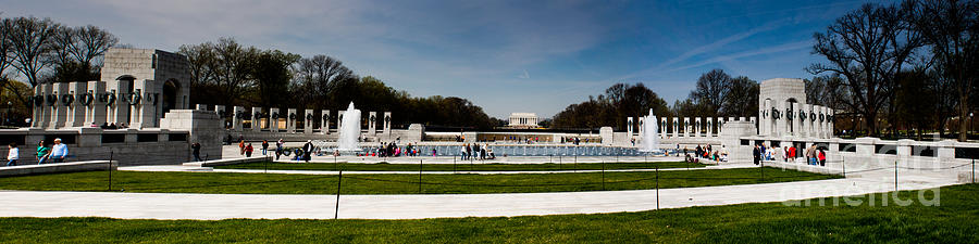 World War II Memorial Washington DC Photograph by Thomas Marchessault