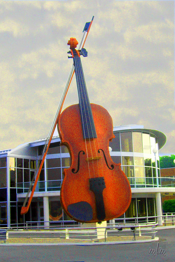 Worlds Largest Fiddle Photograph by Marie Morrisroe
