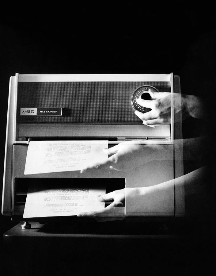 History Photograph - Xerox 813, The First Desktop by Everett