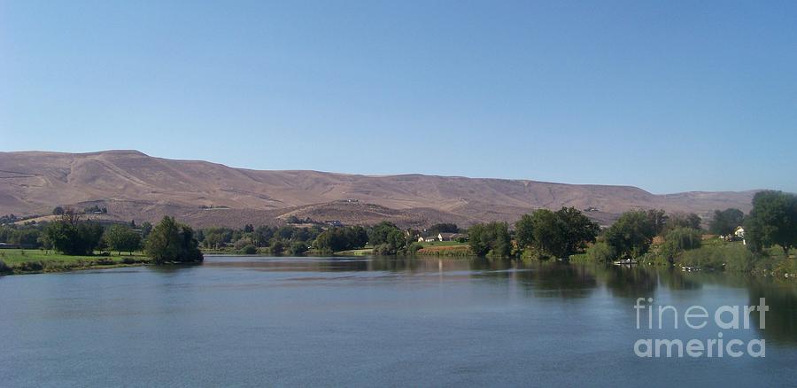 Yakima River and Horse Heaven Hills Photograph by Charles Robinson