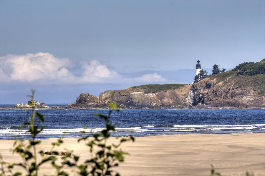 Yaquina Head Lighthouse Photograph by Chris Anderson