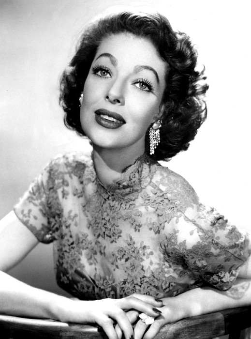 Online Loretta Young Show - Movies Pro - iestracker