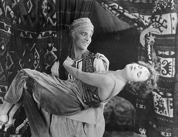 rudolph valentino bolsa
