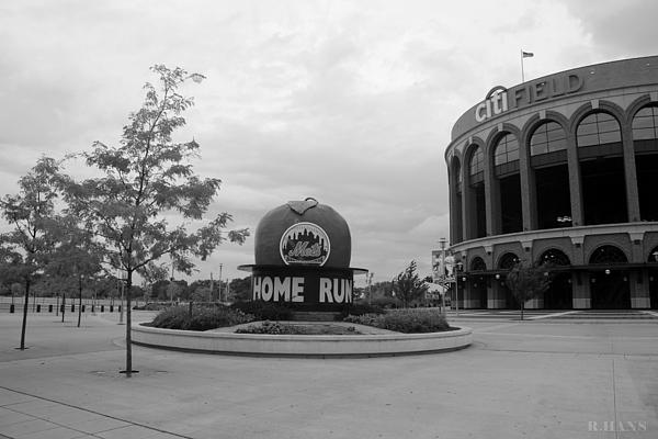 New York Mets - Citi Field - Home Run Apple Metal Print