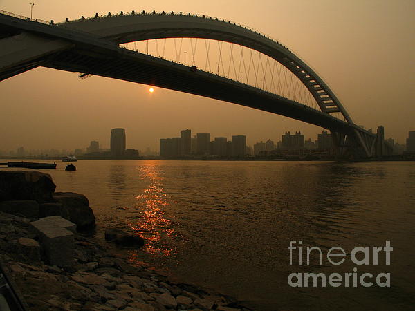 Cheung  KING MAN - Sunset under the bridge 