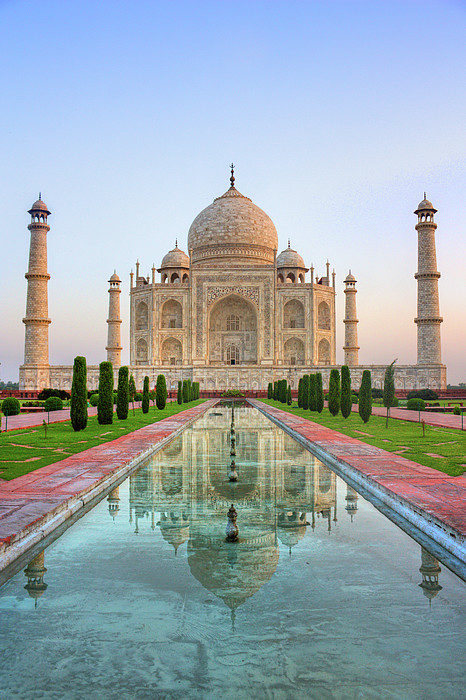 Taj Mahal, Agra by Pushp Deep Pandey / 2kPhotography