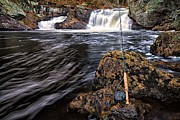 1 Weight On The Isinglass. Photograph by Jeff Sinon