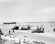 Invasion Of Normandy #3 Photograph by Science Photo Library