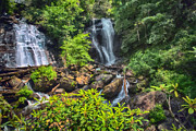 Anna Ruby Falls Painting by John Haldane
