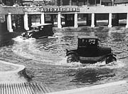 Auto Wash Bowl Photograph by Underwood Archives