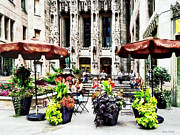 Chicago - Enjoying Lunch on the Magnificent Mile Photograph by Susan Savad Chicago - Enjoying Lunch on the Magnificent Mile Photograph by Susan Savad