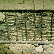 Clay And Wood Wall Photograph by Science Photo Library
