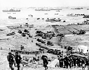 D-day Landings Beachhead Photograph by Science Photo Library