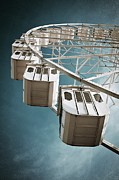 Ferris Wheel Photograph by Carlos Caetano