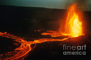 Fire Fountain, Kilauea Volcano, Hawaii Photograph by Stephen & Donna O'Meara