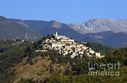 Labro, Lazio, Italy Photograph by Tim Holt