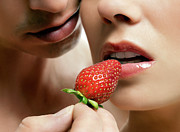 Lovers Eating Strawberries Photograph by Science Photo Library