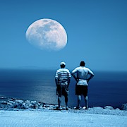 Men Watching The Moon Photograph by Science Photo Library