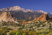Pikes Peak From The Garden Of The Gods Photograph by Ellen Thane