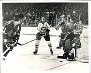 Stan Mikita in action Photograph by Gianfranco Weiss Stan Mikita in action Photograph by Gianfranco Weiss