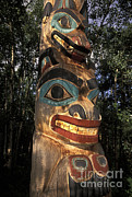 Totem Pole Photograph by Ron Sanford