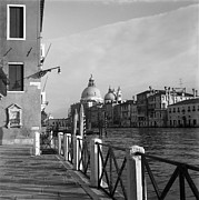 Venezia Canal Grande Photograph by Riccardo Mottola