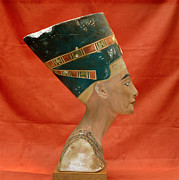 Nefertiti, Ancient Egyptian Queen Photograph by Science Source