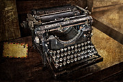 Underwood Typewriter Photograph by Susan Candelario Underwood Typewriter Photograph by Susan Candelario