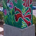 Hummingbird Traffic Signal Box by Genevieve Esson Hummingbird Traffic Signal Box by Genevieve Esson
