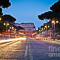 Rome - Italy - Reaching the Colosseum by Carlos Alkmin