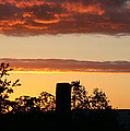 Sunrise at Thornhill Photograph by Monroe Payne